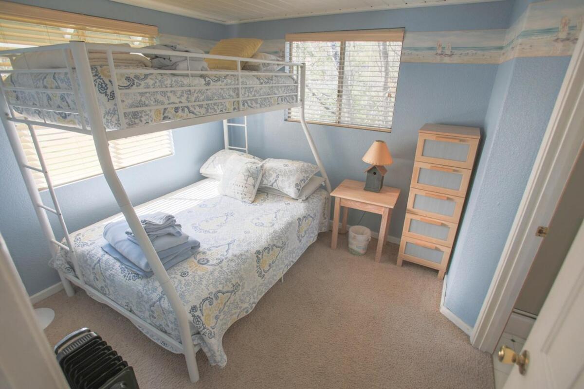 Near Yosemite Bass With Hot Tub, View, Pet Friendly Bass Lake