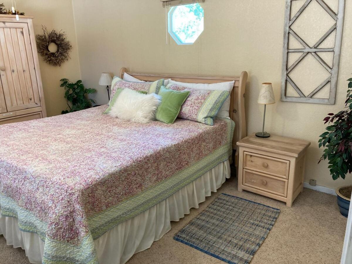 Near Yosemite Bass With Hot Tub, View, Pet Friendly Bass Lake