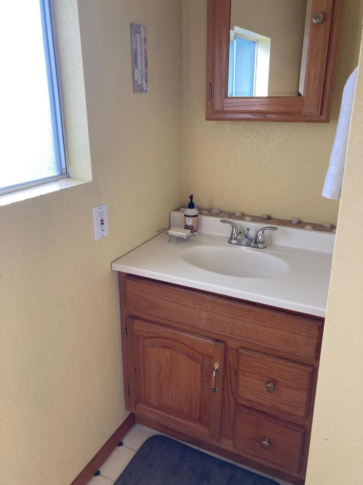 Near Yosemite Bass With Hot Tub, View, Pet Friendly Holiday home Bass Lake