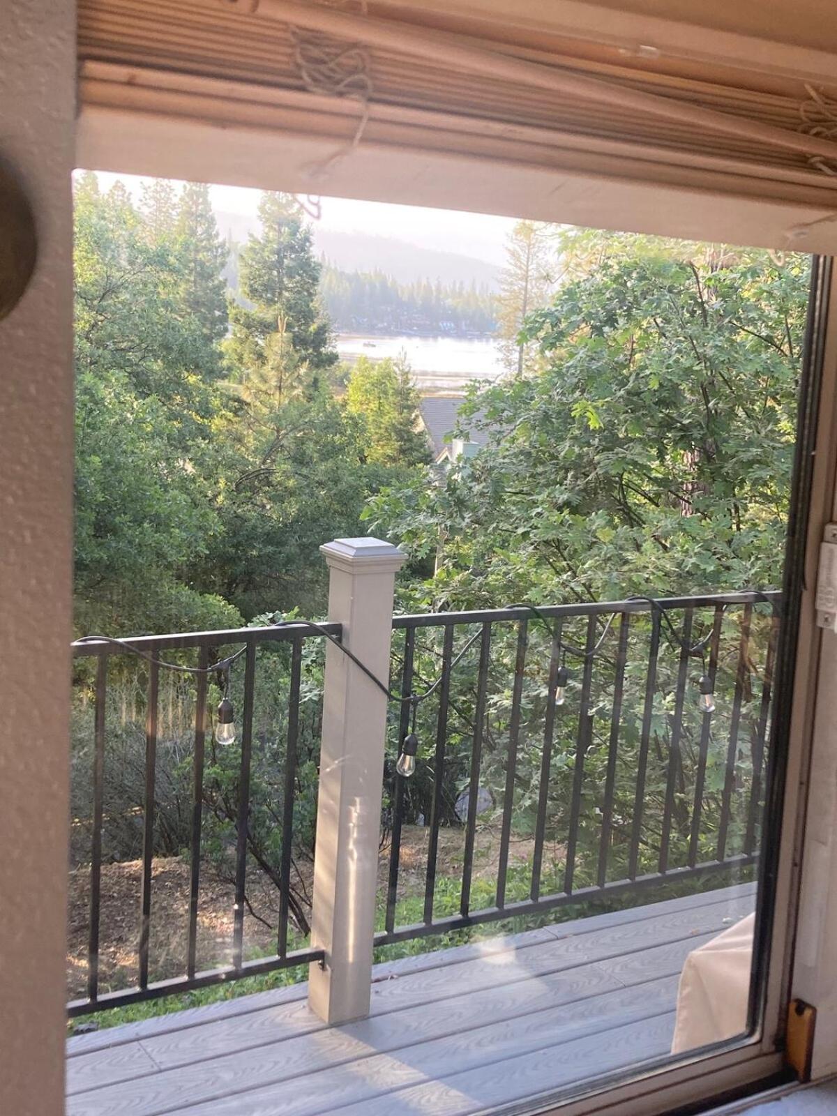 Near Yosemite Bass With Hot Tub, View, Pet Friendly Holiday home *